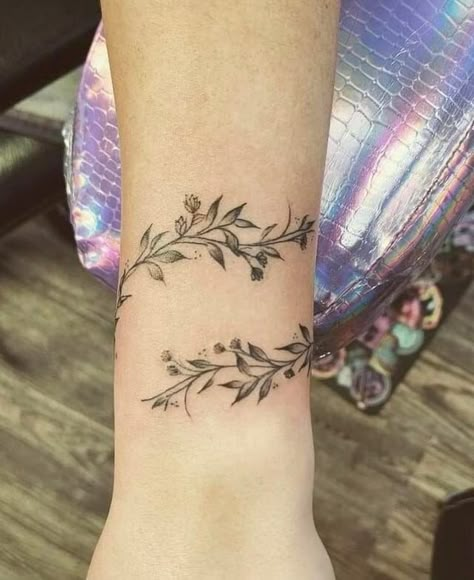 101 Best Vine Tattoo Ideas You Have To See To Believe! 38 Outsons Vine Tattoo Ideas, Rose Vine Tattoos, Flower Vine Tattoos, Wrap Around Wrist Tattoos, Rose Tattoo Ideas, Wrap Around Tattoo, Around Arm Tattoo, Rose Hand Tattoo, Vine Tattoo