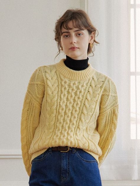 Cable knit sweater outfit