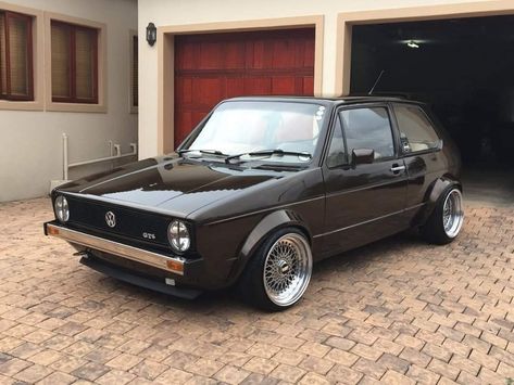 Golf Gti Mk1, Mk1 Golf, Volkswagen Golf Mk1, Vw Golf 1, Vw Mk1, Datsun Car, Golf Mk1, Volkswagen New Beetle, Custom Cars Paint