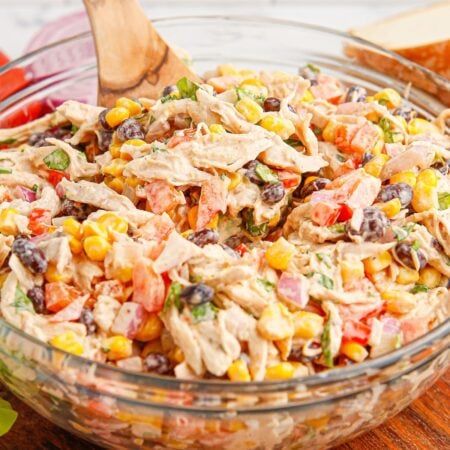 Southwest Chicken Salad - My Incredible Recipes Southwestern Chicken Salad, Black Bean Chicken Chili, Southwest Chicken Salad, Southwestern Chicken, Cold Salads, Clean Keto, Green Salad Recipes, Southwest Chicken, Pre Cooked Chicken