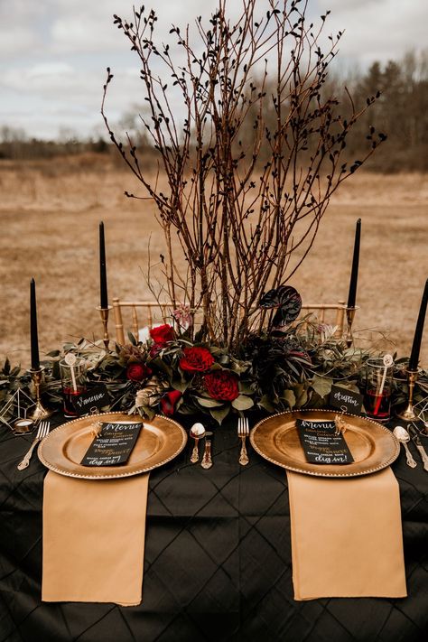 Cauldron Centerpiece Wedding, Hades And Persephone Wedding, Persephone Wedding, Eccentric Wedding, Rustic Wedding Table Setting, Halloween Projector, Gothic Wedding Theme, Dark Wedding Theme, Lightning Strike