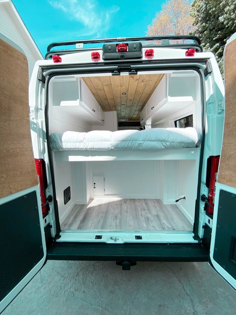 BEST CONVERSION VAN LAYOUTS | How to Design Your Van Conversion — Sara & Alex James - 40 Hours of Freedom Van Conversion Floor Plans, Van Conversion Floor, Van Layout, Van Conversion Layout, Astuces Camping-car, Converted Vans, Kombi Motorhome, Alex James, Conversion Van