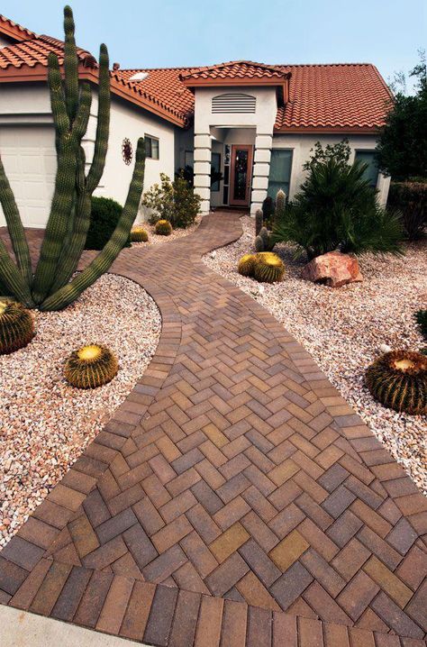 Pavers Walkway, Brick Pathway, Paver Designs, Walkway Landscaping, Patio Pavers Design, Walkway Design, Modern Front Yard, Pathway Landscaping, Paver Walkway