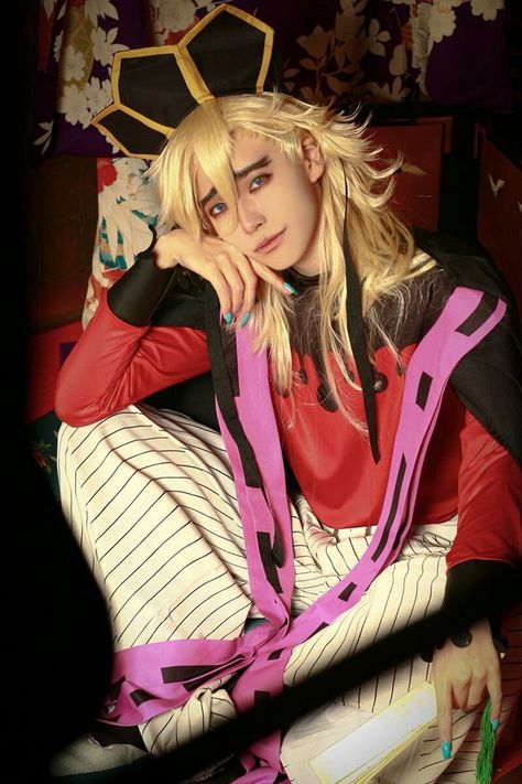 Doma Demon Slayer Cosplay, Doma Cosplay, Douma Cosplay, Kny Cosplay, Roman Godfrey, Group Cosplay, Cute Cosplay, Cosplay Makeup, Cosplay Outfits