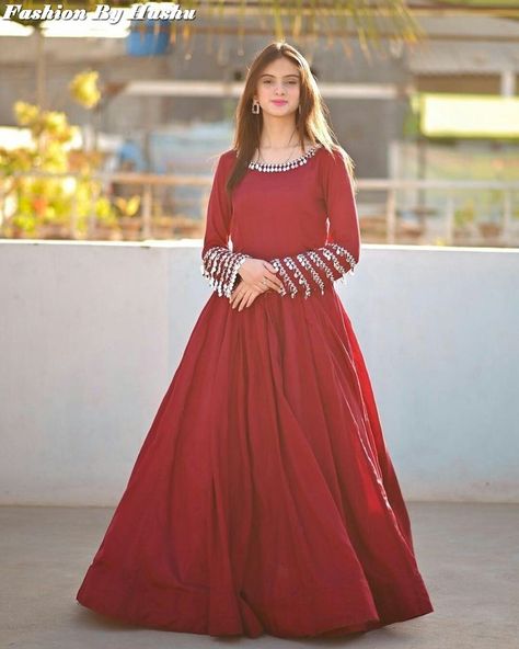 STYLISH MAXI FROCK DESIGNS 2022 | LONG FROCK DESIGN FOR GIRLS 2023 | FANCY FROCKS 2023 Floor Length Anarkali, Lehenga Designs Simple, Long Frock, Stylish Short Dresses, Pakistani Fancy Dresses, Pakistani Dresses Casual, Girls Frock Design, Beautiful Pakistani Dresses, Simple Pakistani Dresses