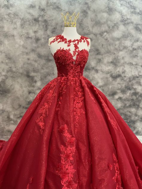 Debut Dress, Ball Gown Gold, Red Ball Gowns, Debut Dresses, Fantastic Dress, Red Quince, Red Ball Gown, Book Dress, Red Quinceanera Dresses