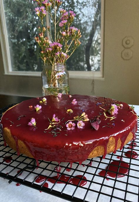 Hibiscus and Earl Grey Cake — cooking with rel Hibiscus Dessert, Hibiscus Recipes, Hibiscus Recipe, Hibiscus Cake, Earl Grey Cake, Grey Cake, Cake Cooking, Chef Dinner, Grey And Orange