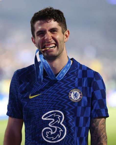 Christian Pulisic Wallpaper, Mount Chelsea, Premier League Teams, English Football League, Mason Mount, Christian Pulisic, Club World Cup, Chelsea Football Club, Soccer Stars