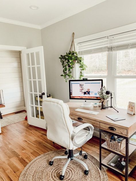 Home Office Tour 2020 | Farmhouse Style Office | Jessica Stansberry Farmhouse Style Office, Farmhouse Office Decor, Office Tour, Farmhouse Office, Cozy Home Office, Office Guest Room, Guest Room Office, Home Office Bedroom, Small Home Office