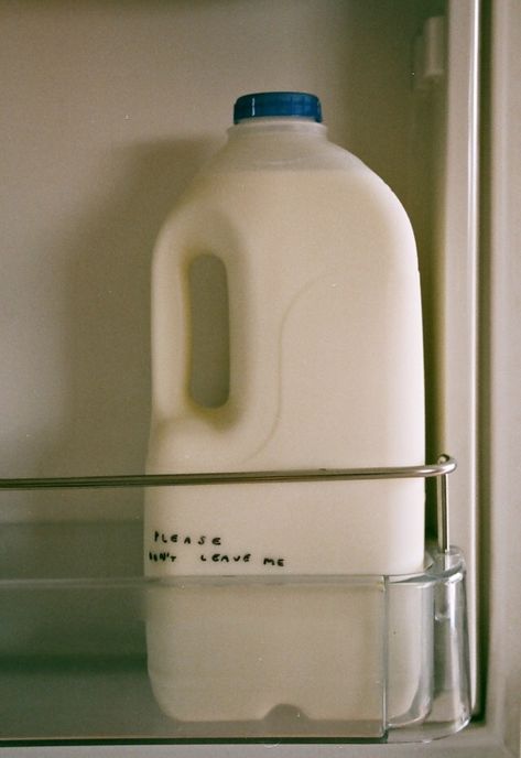 Milk | Aesthetics Wiki | Fandom Mathilda Lando, Yennefer Of Vengerberg, Foto Art, Naruto Uzumaki, Mood Boards, Dish Soap Bottle, Aesthetic Pictures, Still Life, Aesthetic Wallpapers