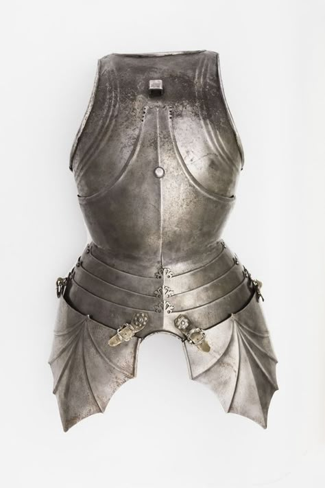 Medieval Plate Armor, Baroque Armor, Armour Aesthetic, Fabric Armor, Rusted Armor, Chest Plate Armor, Vampire Armor, Fantasy Leather Armor, Plated Armor