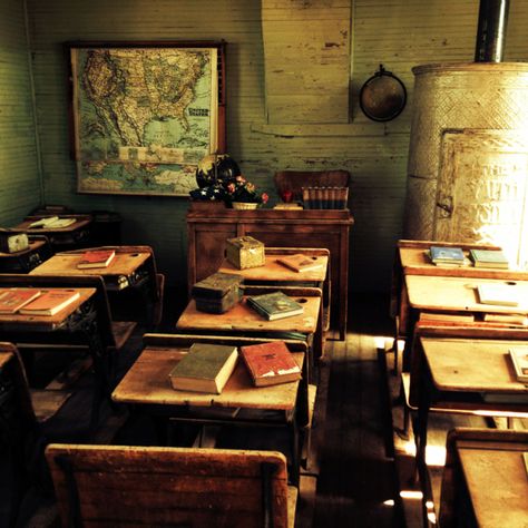 Old school room photo I took in a small town Old Teacher Aesthetic, Victorian School Aesthetic, Old Schoolhouse Aesthetic, Old School Architecture, Vintage Schoolhouse Aesthetic, Old Classroom Aesthetic, Boarding School Classroom Aesthetic, Retro School Aesthetic, Old Small Town Aesthetic