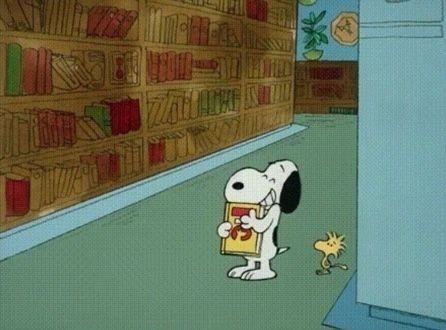 Buku Harry Potter, Snoopy Wallpaper, Snoopy Pictures, Snoop Dog, Joe Cool, Snoopy Love, Charlie Brown And Snoopy, Peanuts Gang, Snoopy And Woodstock