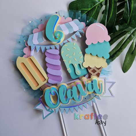 Fondant cupcake toppers