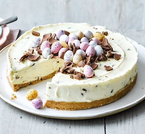 Easter egg cheesecake Toblerone Cheesecake, Fodmap Vegan, No Bake Vanilla Cheesecake, Biscuits Graham, Belly Diet, Wheat Belly, Vanilla Cheesecake, Mini Egg, Bread Pizza