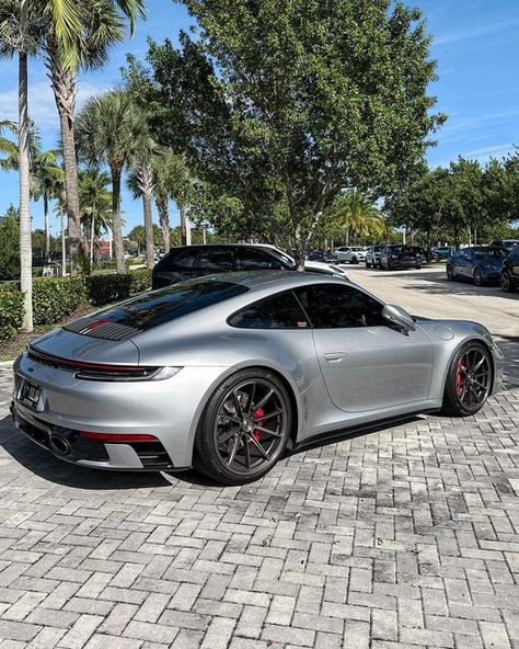 Silver Porsche, Achtung Baby, Silver Car, Porsche Gt3, Nice Cars, Luxury Lifestyle Dreams, Porsche Carrera, Forged Wheels, October 15