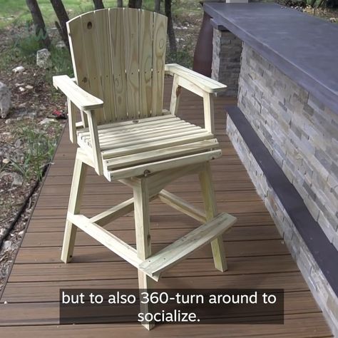 Wilker Do's - How to Build a Swivel Bar Stool for Your Outdoor Kitchen | DIY 🛠 April Wilkerson, Outdoor Kitchen Diy, Pallet Bar Stools, Bar Chairs Diy, Adirondack Chairs Diy, Diy Bar Stools, Diy Outdoor Bar, Adirondack Chair Plans, Diy Stool