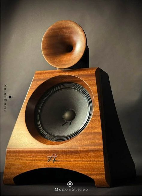 Open Baffle Speakers, Wood Speakers, Open Baffle, Home Music Rooms, Music Rooms, Horn Speakers, Audio Design, Hifi Speakers, Audio Music