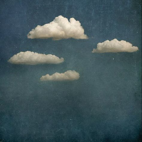 雲 Charlie Brown Jr, Pier Paolo Pasolini, Clouds In The Sky, Cloud Painting, Sky And Clouds, The Sky, Blue Sky, Illustration Art, Art Inspiration