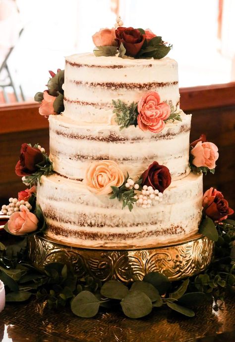 Rustic Carrot Cake Wedding, Carrot Cake For Wedding, Carrot Cake Wedding Cakes Simple, Wedding Cake Cream Cheese Frosting, Carrot Wedding Cake Rustic, Wedding Cake Carrot Cake, September Wedding Cake Ideas, Cream Cheese Wedding Cake, Carrot Cake Wedding Cakes