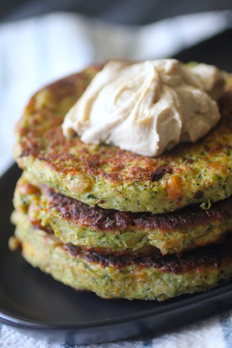 Best Veggie Burger, Lemon Garlic Sauce, Vegan Zucchini, Zucchini Chips, Grilled Zucchini, Veggie Burgers, Turkey Burgers, Cooked Vegetables, Quick Cooking