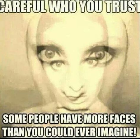 Narcissistic sociopath relationship http://sobreviviendoasociopatasynarcisistas.blogspot.com.ar/ Double Face People Quotes, Face People Quotes, Double Faced People Quotes, Double Faced People, People Quotes Funny, Two Faced People, No More Drama, Face Quotes, Bye Felicia