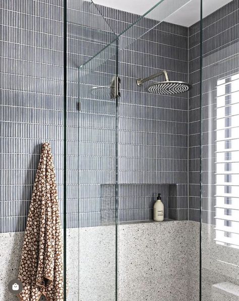 Modern Timeless Bathroom, Shower Inspo Bathroom, Bathroom Tile Design Ideas, Best Bathroom Paint Colors, Bathroom Lighting Ideas, Tile Design Ideas, New Bathroom Ideas, Timeless Bathroom, Bathroom Paint