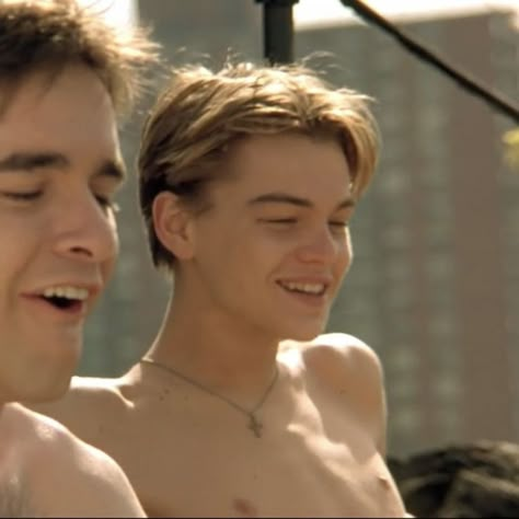 Leonardo Dicaprio Basketball, Leonardo Dicaprio Basketball Diaries, Leonardo Dicaprio Shirtless, Leonardo Dicaprio Romeo, Jim Carroll, 2000s Boys, Leonardo Dicaprio Photos, Basketball Diaries, Leonardo Dicaprio 90s