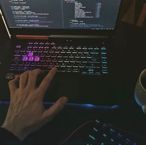 Video Game Developer Aesthetic, Game Developer Aesthetic, Developer Aesthetic, Programming Aesthetic, Introvert Girl, High School Teen, Aesthetic Gifts, Game Programming, Gaming Pad