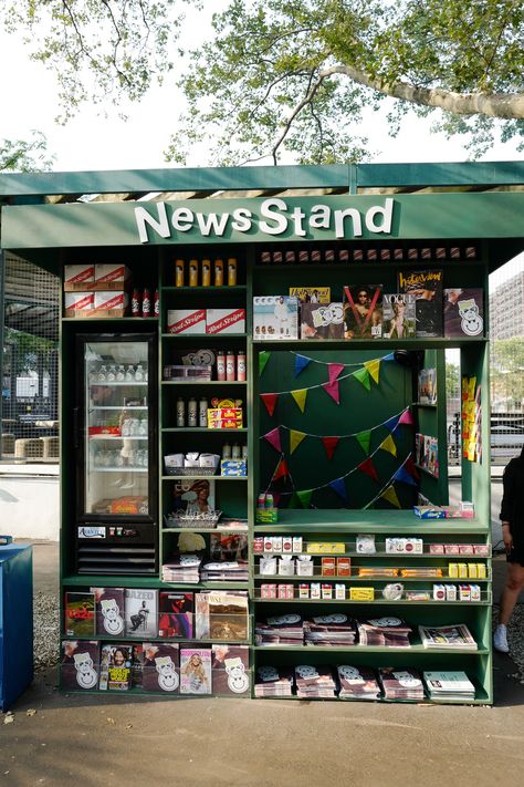 News Stand, Bbq Shop, Union Los Angeles, Corner Shop, Market Stalls, Lower East Side, Mens Luxury Fashion, Block Party, Coffee And Books