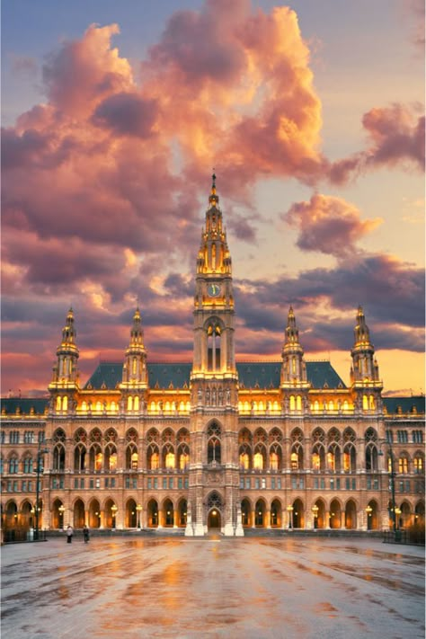 Vienna City Hall, Vienna Wallpaper, Vienna Architecture, Day Trips From Vienna, Vienna Austria Travel, Vienna Waits For You, Vienna City, Vienna Hotel, Vienna Travel