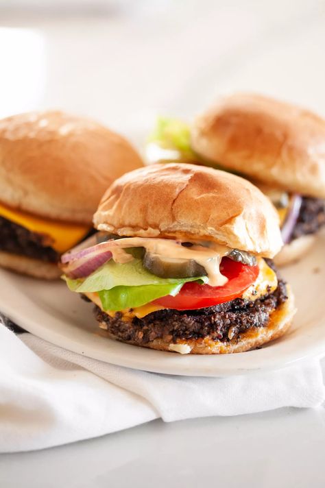 Black Bean Smash Burgers Recipe Crispy Black Bean, Black Bean Patties, Smash Burger Recipe, Green Snacks, Smash Burgers, Red Onion Relish, Vegan Mayonnaise, Smash Burger, Secret Sauce