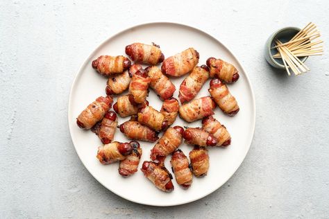 Paleo Cocktails, British Snacks, Food For Christmas, Food Starters, Food Polls, British Baking Show Recipes, Irish Kitchen, Sausage Wrap, Easy Christmas Recipes