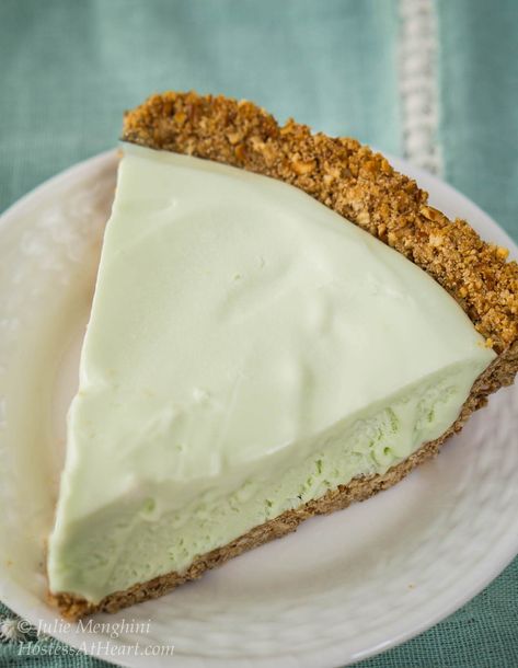 Margarita Pie Recipe, Frozen Margarita Pie, Frozen Pies, Margarita Pie, Frozen Margarita, Creamy Pie, Pretzel Crust, Frozen Pie, Meringue Pie