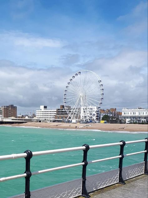 Worthing England, Oc Challenge, Sussex England, Moving To The Uk, Online Quran, Seaside Towns, Bournemouth, Summer Inspiration, Paddle Boarding