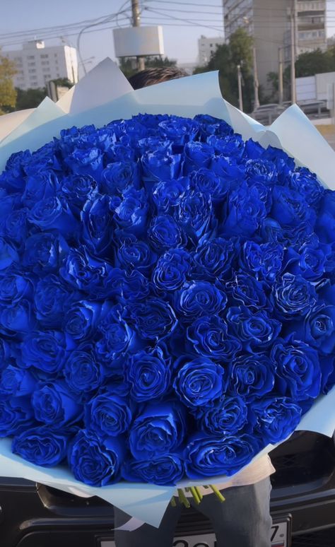 Dark Blue Roses Bouquet, Rose Blu, Flower Bouquet Drawing, Dark Blue Wallpaper, Rose Bleu, Glitter Roses, Blue Roses, Blue Wallpaper, Flowers Nature