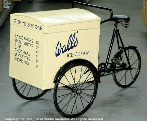 Food Bicycle, Ice Cream Bicycle, Vintage Carts, Coffee Booth, Walls Ice Cream, Bicycle Cart, Mobile Coffee Cart, Food Stall Design, Own Business Ideas