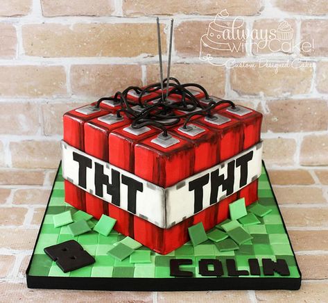 Minecraft Cake Cupcakes, Minecraft Tnt Cake, Tnt Cake, Minecraft Blueprint, Minecraft Tnt, Tnt Minecraft, Memes Minecraft, Minecraft Birthday Cake, Minecraft Theme