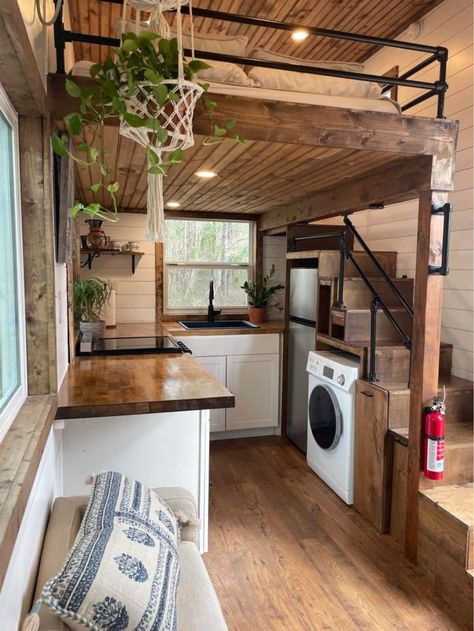 Custom built and made to last generations, and comes with quite a few outstanding features this 24’ tiny house on wheels is worth it. Tiny House Luxury, Small Tiny House, Shed To Tiny House, Tiny House Interior Design, Tiny House Layout, Tiny House Loft, Building A Tiny House, Best Tiny House, Tiny House Inspiration