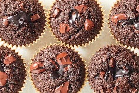 Olympic Chocolate Muffins Chocolate Muffin Recipe, Potluck Desserts, Salmon And Shrimp, Spiced Chocolate, Slow Cooker Bbq, Summer Baking, Molten Chocolate, One Pot Dinners, Quick Chicken