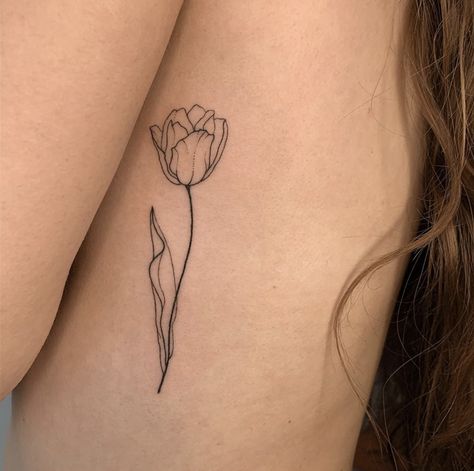 Poked Tattoo, Tulip Tattoo, Small Pretty Tattoos, Petite Tattoos, Hand Poked Tattoo, Discreet Tattoos, Dainty Tattoos, Subtle Tattoos, Aesthetic Tattoo