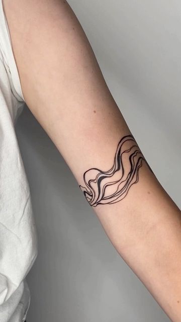 Squiggle Arm Tattoo, Wavy Arm Band Tattoo, Arm Band Tattoo Cover Up Ideas, Wave Lines Tattoo, Abstract Bracelet Tattoo, Water Arm Tattoo, Wave Bracelet Tattoo, Fine Line Arm Band Tattoo, Abstract Ocean Tattoo