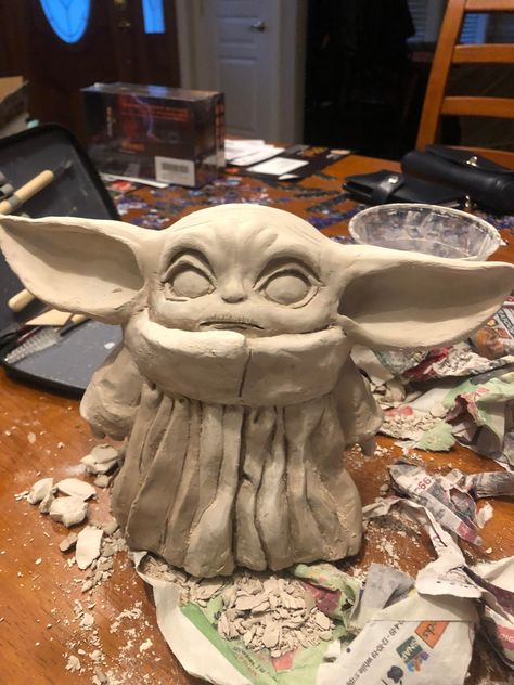 Clay Person, Person Sculpture, Hay Bale Art, Yoda Wallpaper, Diy Air Dry Clay, Sculpture Art Clay, Air Dry Clay Projects, Clay Diy Projects, Tanah Liat