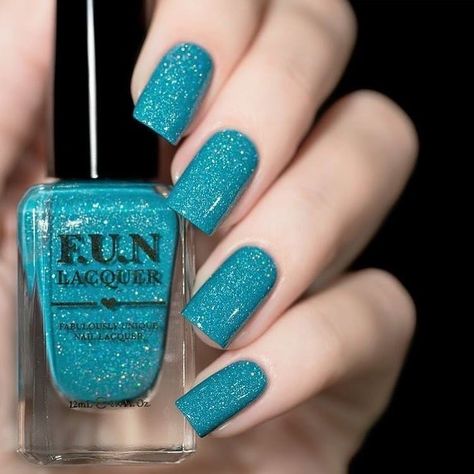 Nail Art Cute, Fun Lacquer, Nail Paint Shades, Aqua Nails, Holographic Nail Polish, Blue Nail Art, Blue Nail, Nail Fashion, F U