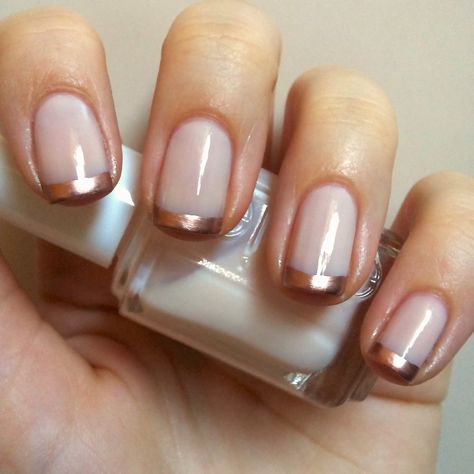 Manucure. French Manicure Designs, Nagel Tips, Rose Gold Nails, French Nail Designs, Metallic Nails, Manicures Designs, Manicure Y Pedicure, French Tip Nails, Nail Arts