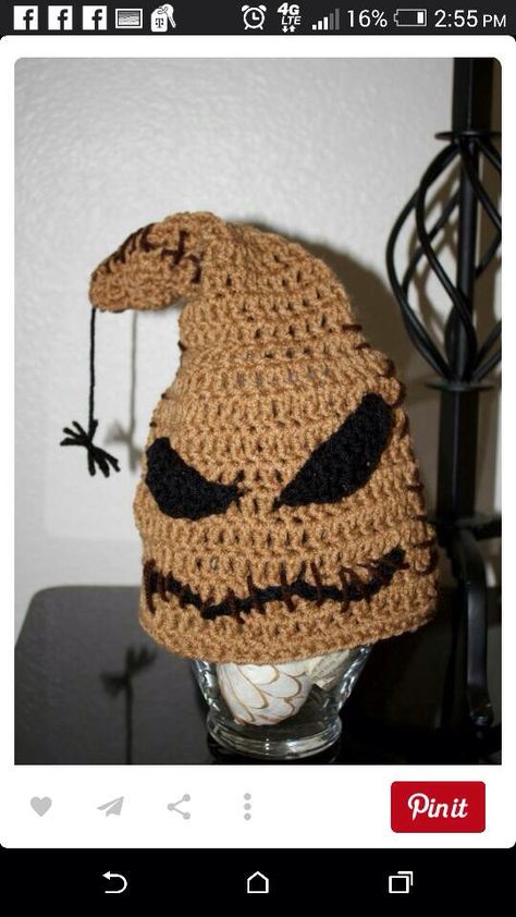 Nightmare Before Christmas Crochet, Nightmare Before Christmas Oogie Boogie, Crochet Character Hats, Crochet Disney, Crochet Halloween, Halloween Crochet Patterns, Crocheted Hat, Halloween Hats, Crochet Goodies