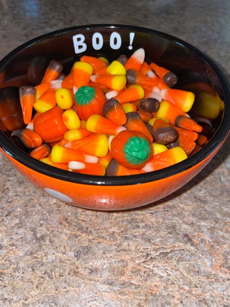 Candy Corn Aesthetic, Pumpkin Candy Corn, Halloween Candy Corn, Fall Fest, Halloween Candy, Cafe Food, Halloween Season, Candy Corn, Food Cravings