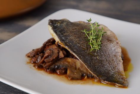 Sea Bass with Mushrooms and Xinomavro Red Wine My Greek Table, Diane Kochilas, Longevity Recipes, Greek Kitchen, Sea Bass Recipes, Ham Casserole, Mushroom Recipe, Meatless Monday Recipes, Greek Cooking