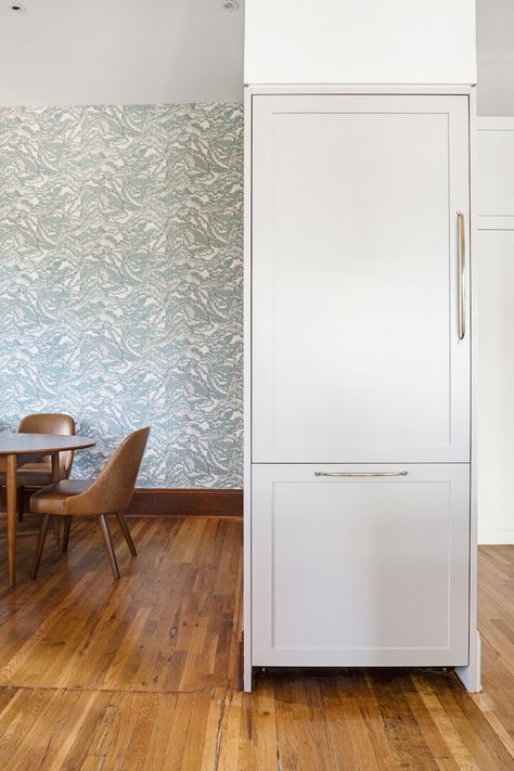 A fridge that was once just a decorative column. Hidden Fridge, Refrigerator Ideas, Kitchen Dining Room Combo, Custom Refrigerator, Brooklyn Kitchen, Refrigerator Panels, Kitchen Innovation, Kitchen Fridges, Oak Kitchen Cabinets