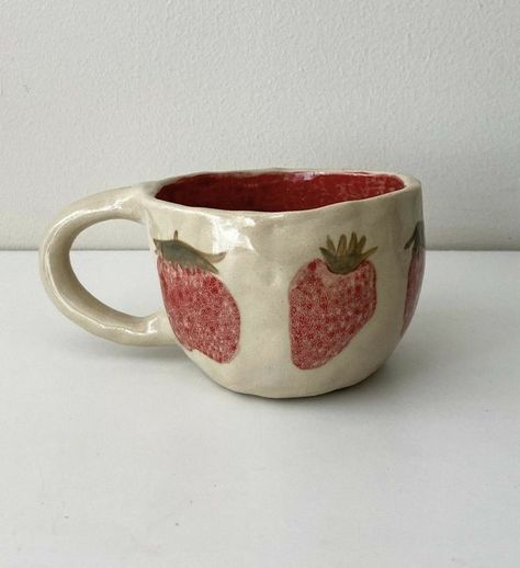 Pretty Mugs, Tanah Liat, Keramik Design, Pottery Crafts, Diy Pottery, Ceramics Pottery Art, Ceramics Ideas Pottery, Cool Mugs, Clay Ceramics